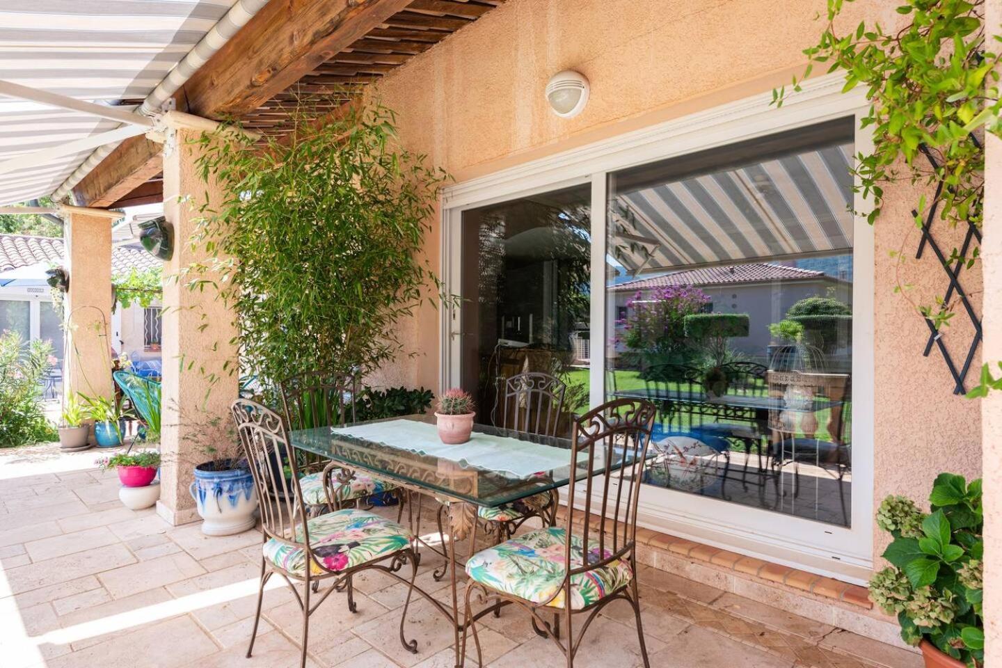 Villa Pomponette Nans-les-Pins Esterno foto